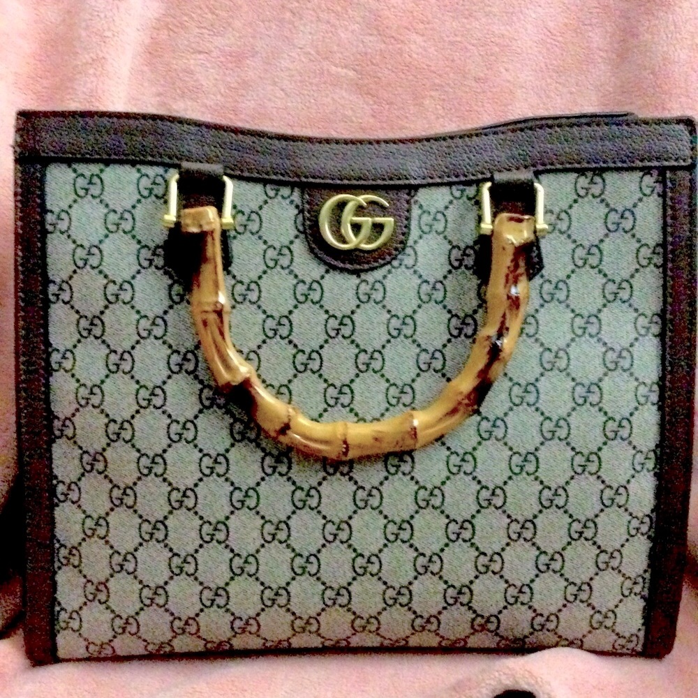 Women’s handbag